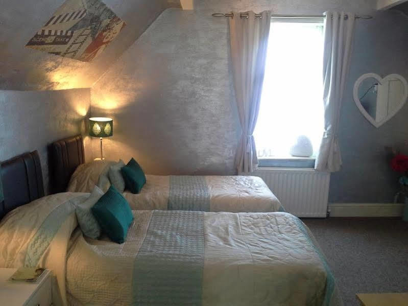 Green Bank Guest House Barrow-in-Furness Ngoại thất bức ảnh